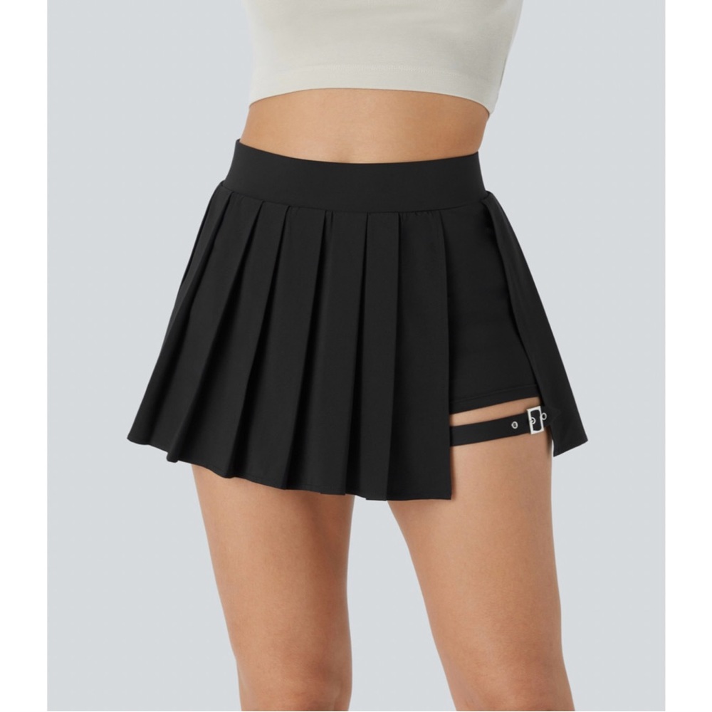 ⛔️ SOLD ⛔️ NWT Halara Beeezeful High Waisted Pleated Buckle Skirt